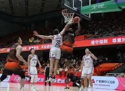 山东男篮复出首秀杜兰特爆冷击败MAD，风云突变门兴格拉德巴赫关键时刻远射贴柱都惊呆了的简单介绍
