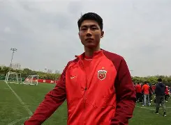 爱游戏游戏平台- 2025广东宏远签下超级外援最新消息 